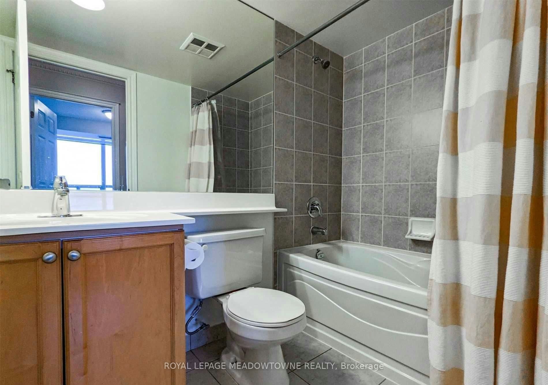 2326-3888 Duke Of York Boulevard, Mississauga, ON, L5B 4P5 - 6