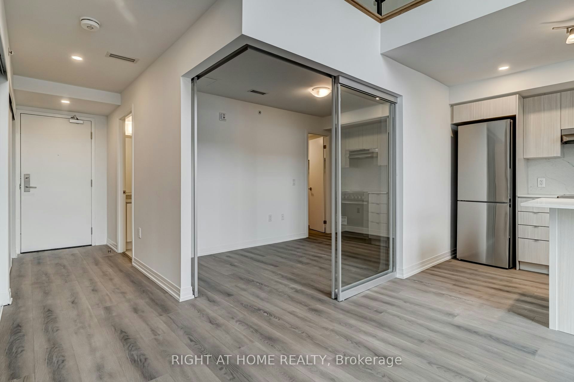 105-408 Brown's Line, Toronto, ON, M8W 3T8 - 15