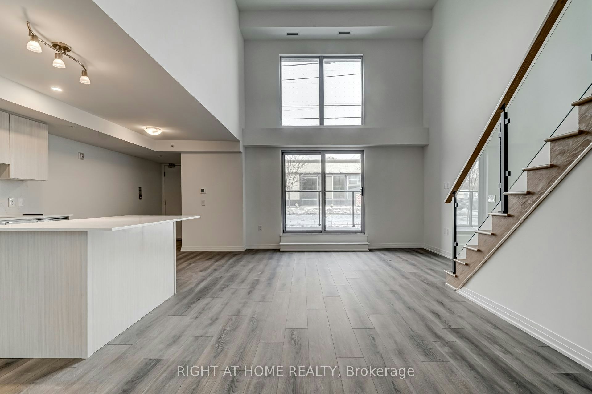 105-408 Brown's Line, Toronto, ON, M8W 3T8 - 6