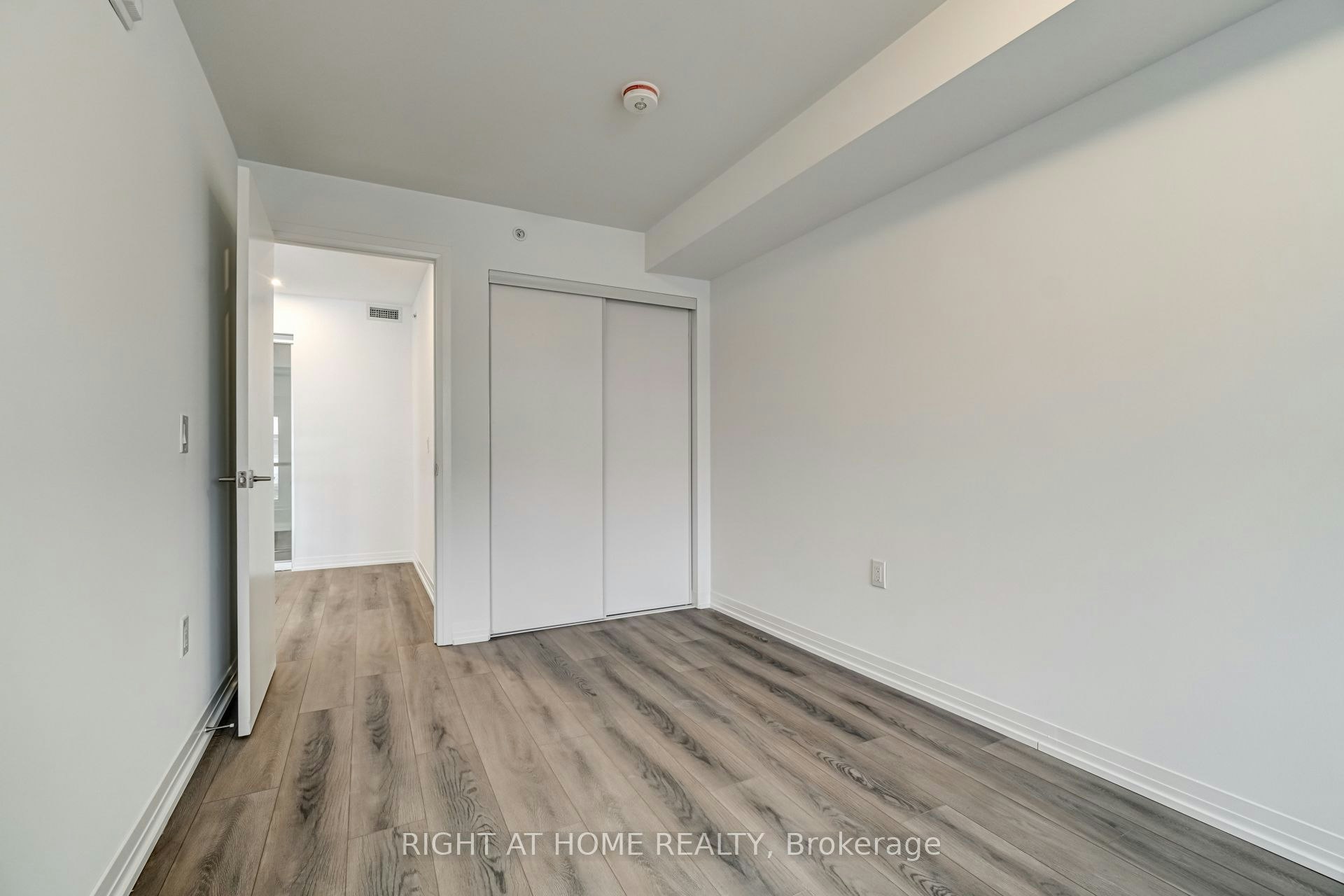 105-408 Brown's Line, Toronto, ON, M8W 3T8 - 21