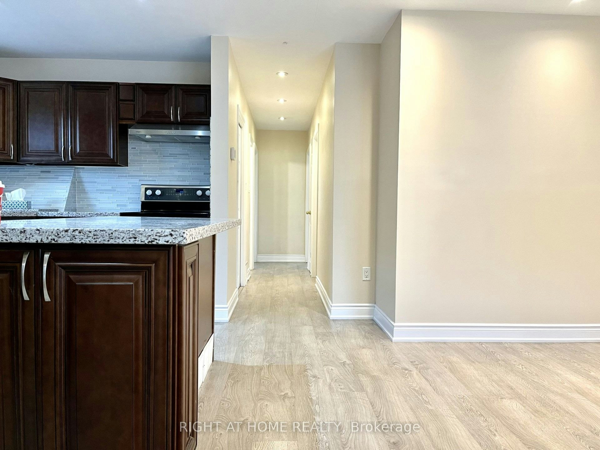 840 Atwater Avenue, Mississauga, ON, L5E 1L9 - 18