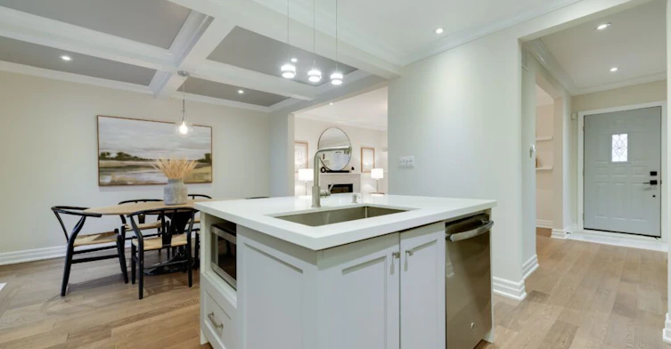 71 Kersdale Avenue, Toronto, ON, M6M 1E2 - 18