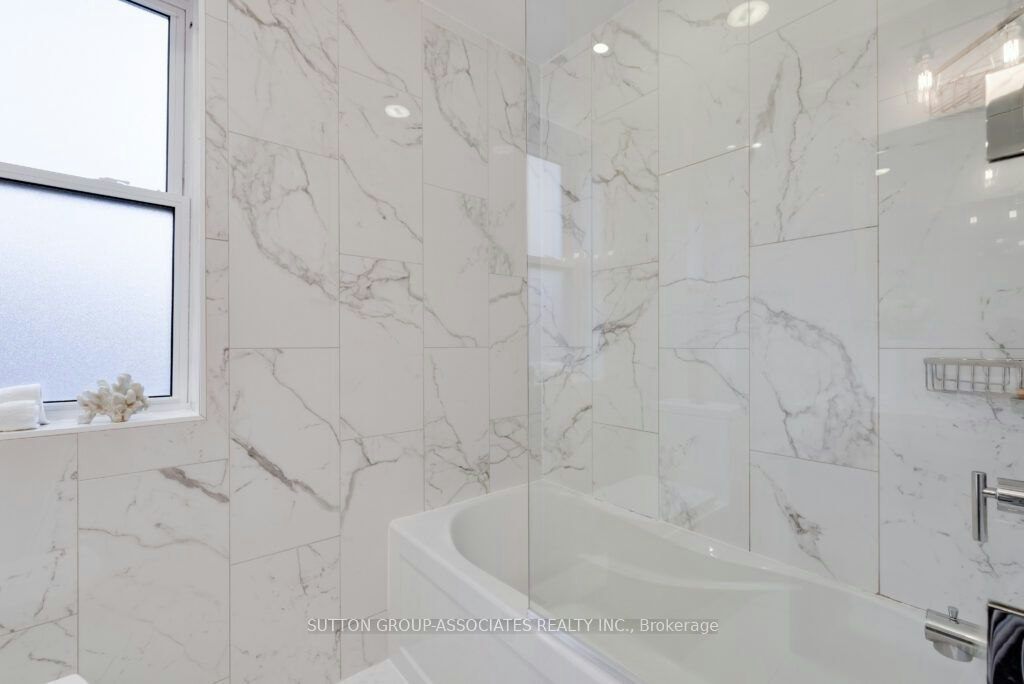 71 Kersdale Avenue, Toronto, ON, M6M 1E2 - 25