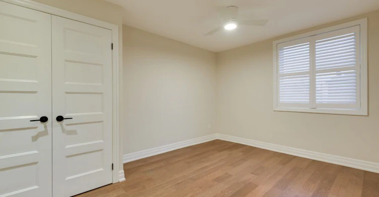 71 Kersdale Avenue, Toronto, ON, M6M 1E2 - 26