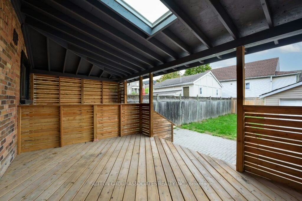 71 Kersdale Avenue, Toronto, ON, M6M 1E2 - 39