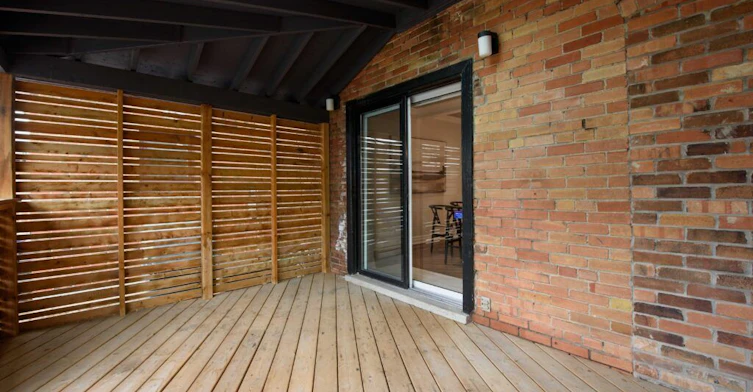 71 Kersdale Avenue, Toronto, ON, M6M 1E2 - 40