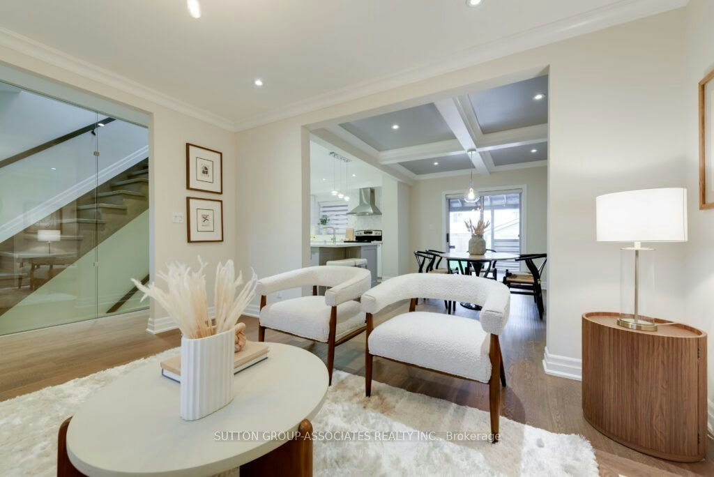 71 Kersdale Avenue, Toronto, ON, M6M 1E2 - 8