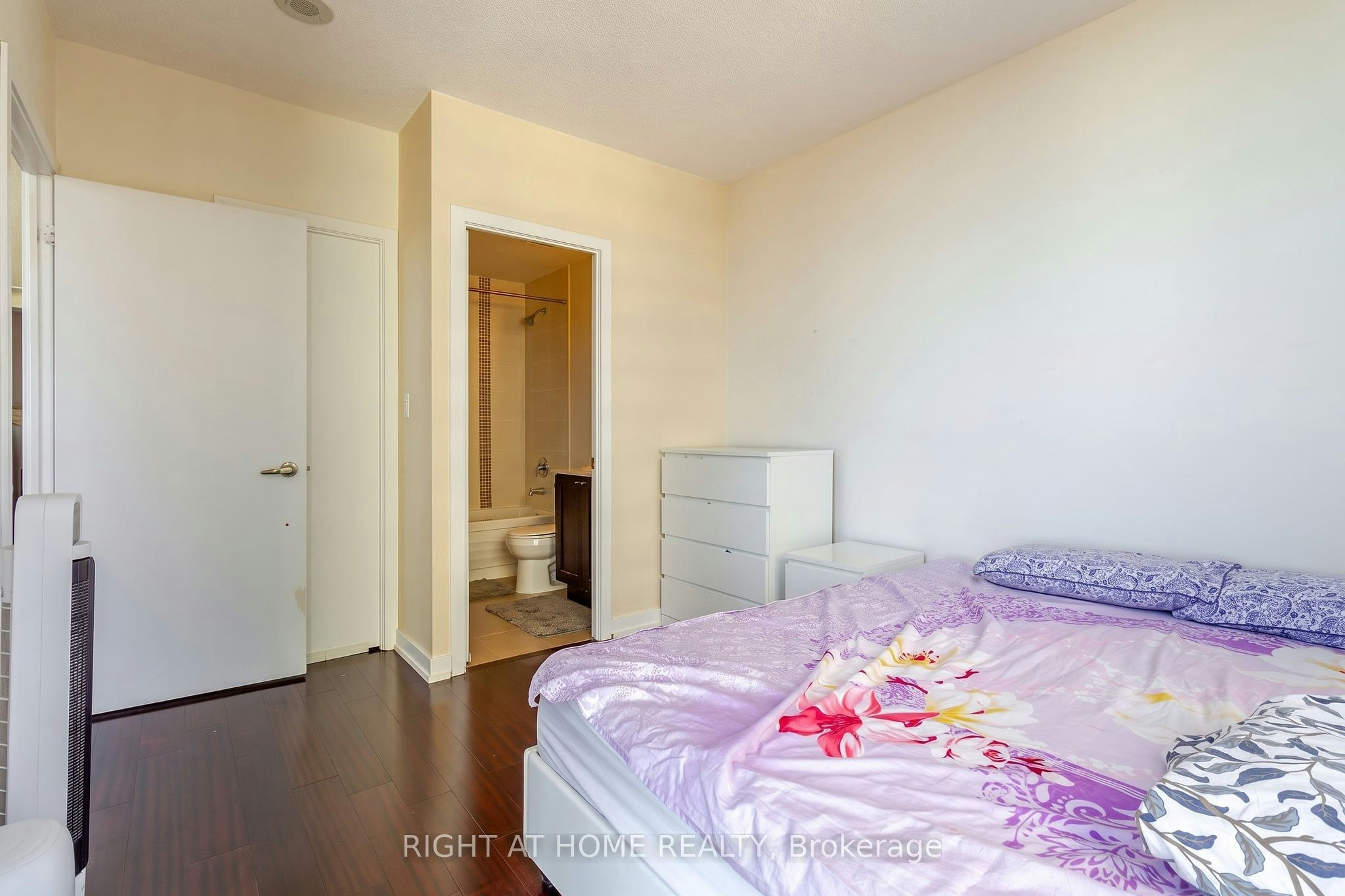2102-4070 Confederation Parkway, Mississauga, ON, L5B 0E9 - 24