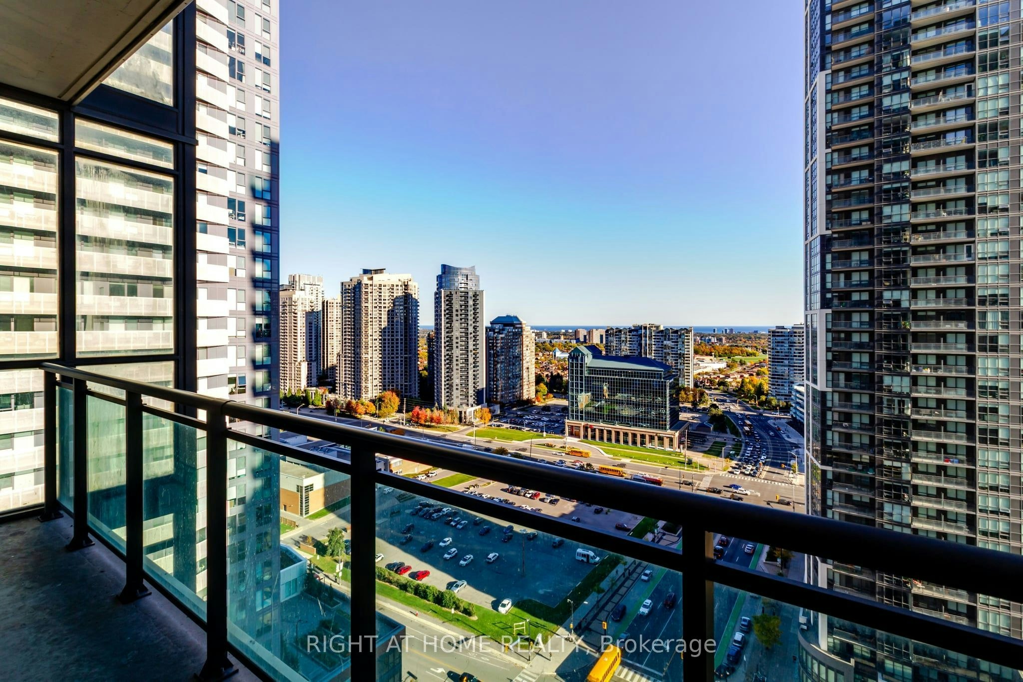 2102-4070 Confederation Parkway, Mississauga, ON, L5B 0E9 - 29