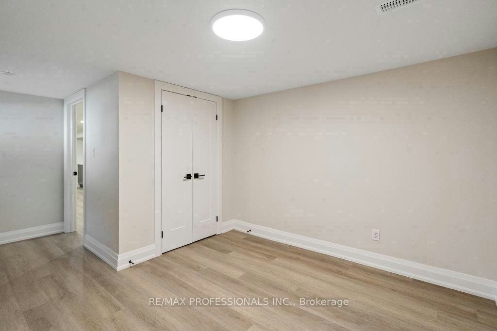 Bsmt-1327 Royal Drive, Burlington, ON, L7P 2G7 - 8