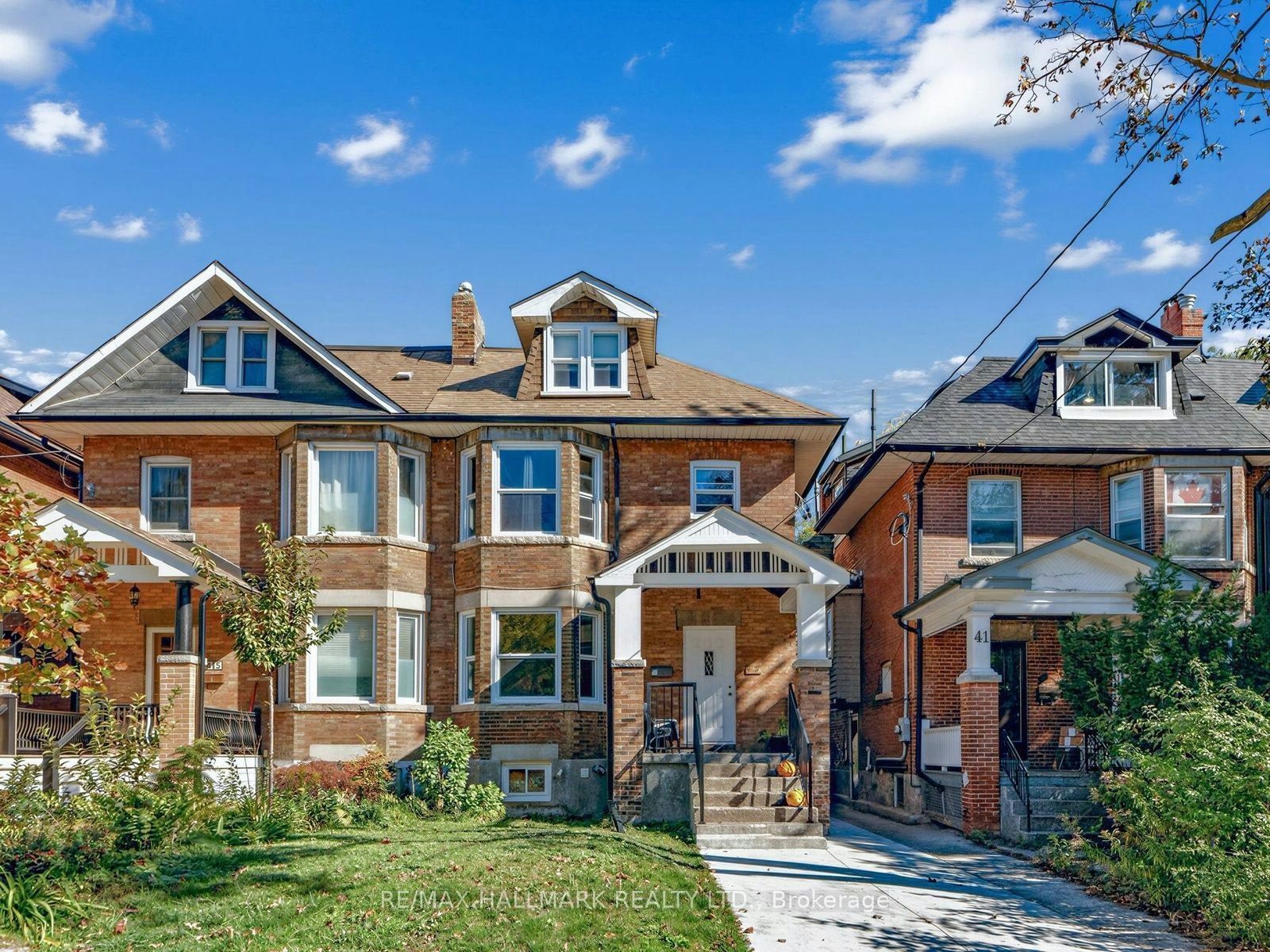 1-43 Highview Crescent, Toronto, ON, M6H 2Y3 - 2