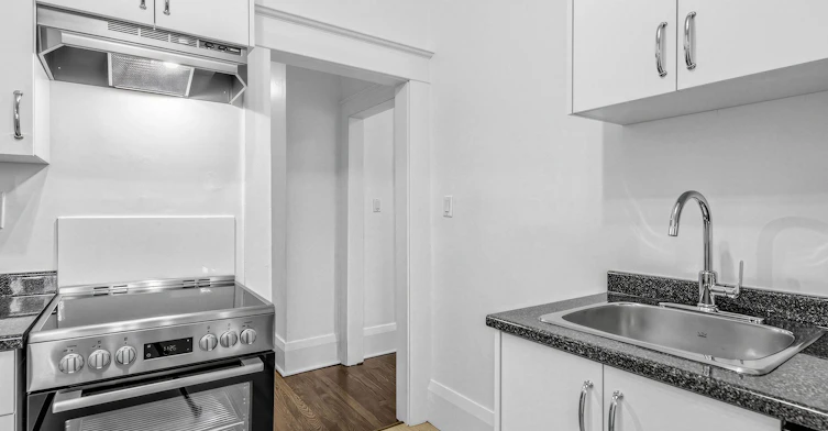 1-43 Highview Crescent, Toronto, ON, M6H 2Y3 - 13