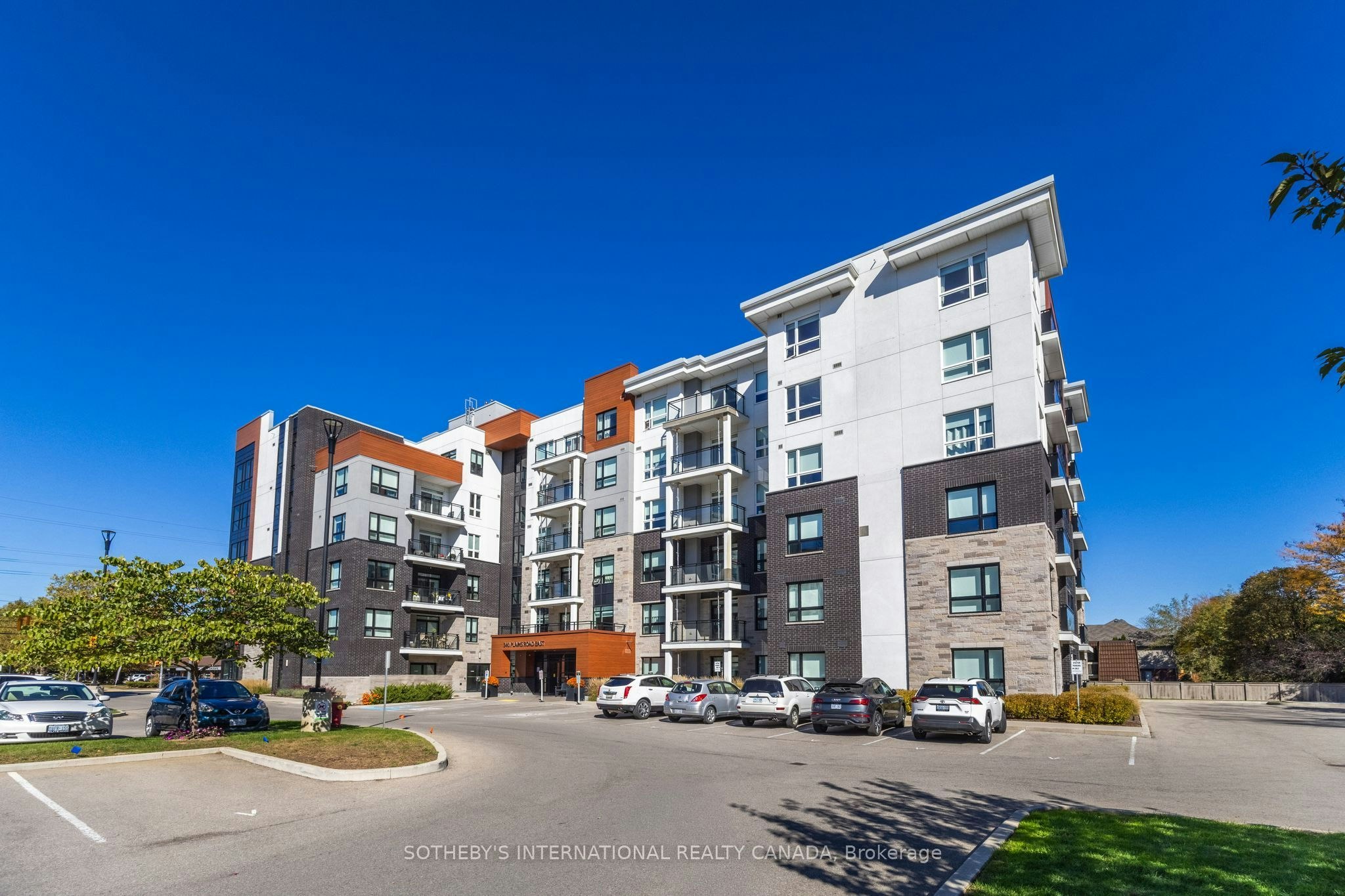 608-340 Plains Road E, Burlington, ON, L7T 0A2