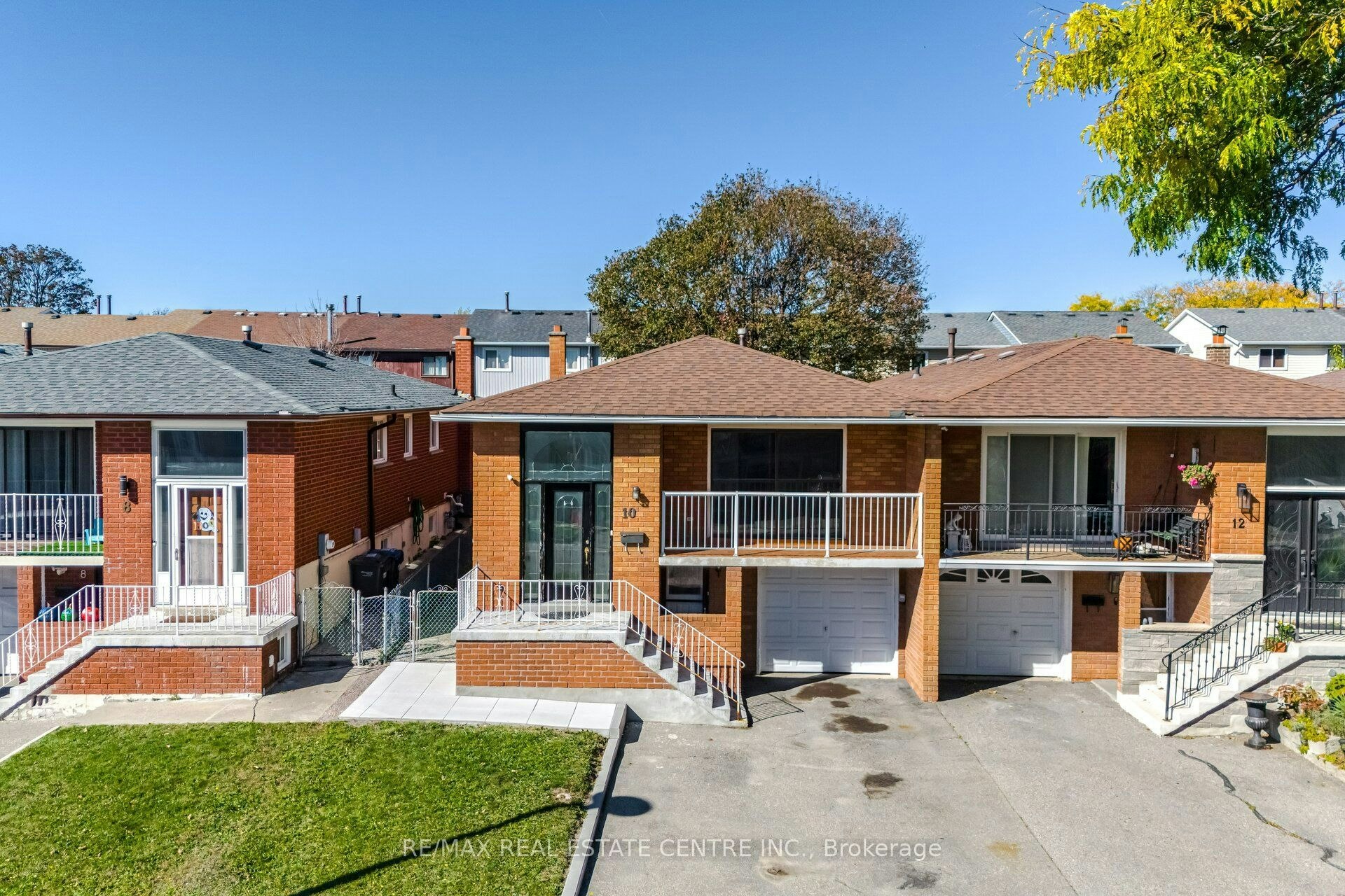 10 Major Oaks Drive, Brampton, ON, L6V 3K2