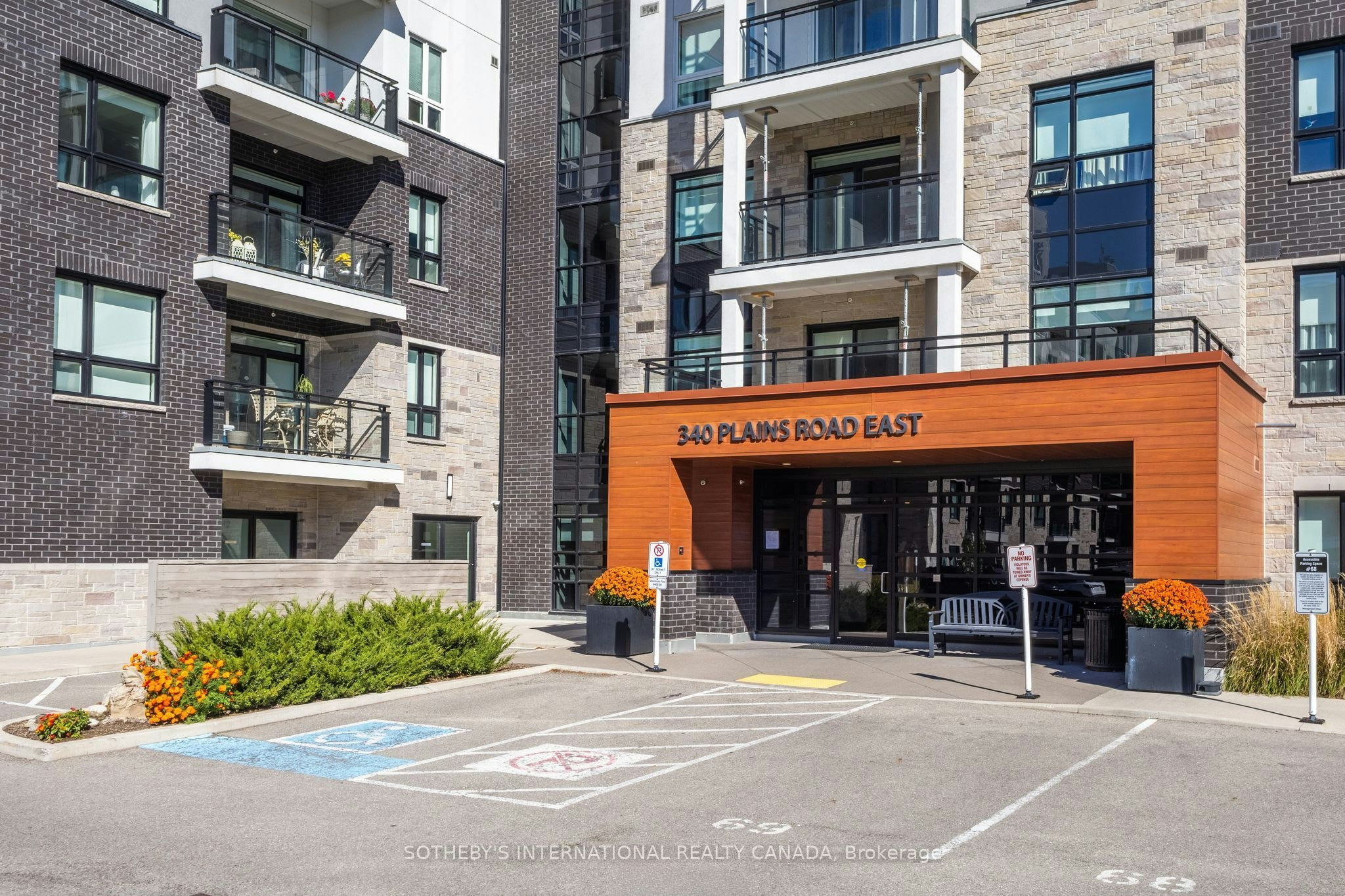 608-340 Plains Road E, Burlington, ON, L7T 0A2 - 2
