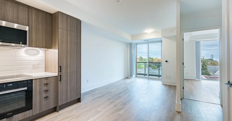 316-2450 Bloor Street W, Toronto, ON, M6S 0A9 - 10