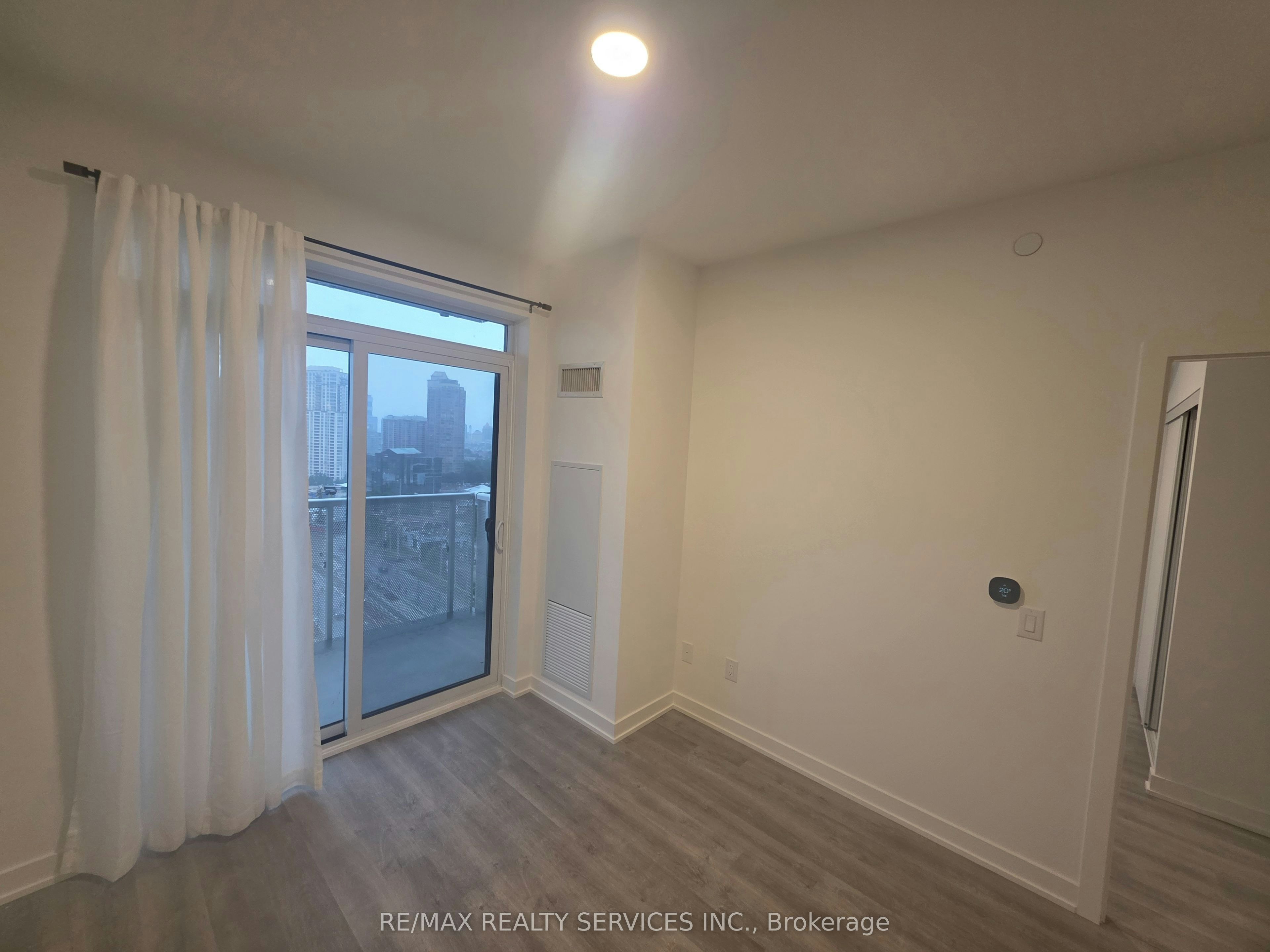 1504-5105 Hurontario Street, Mississauga, ON, L4Z 3X7 - 9