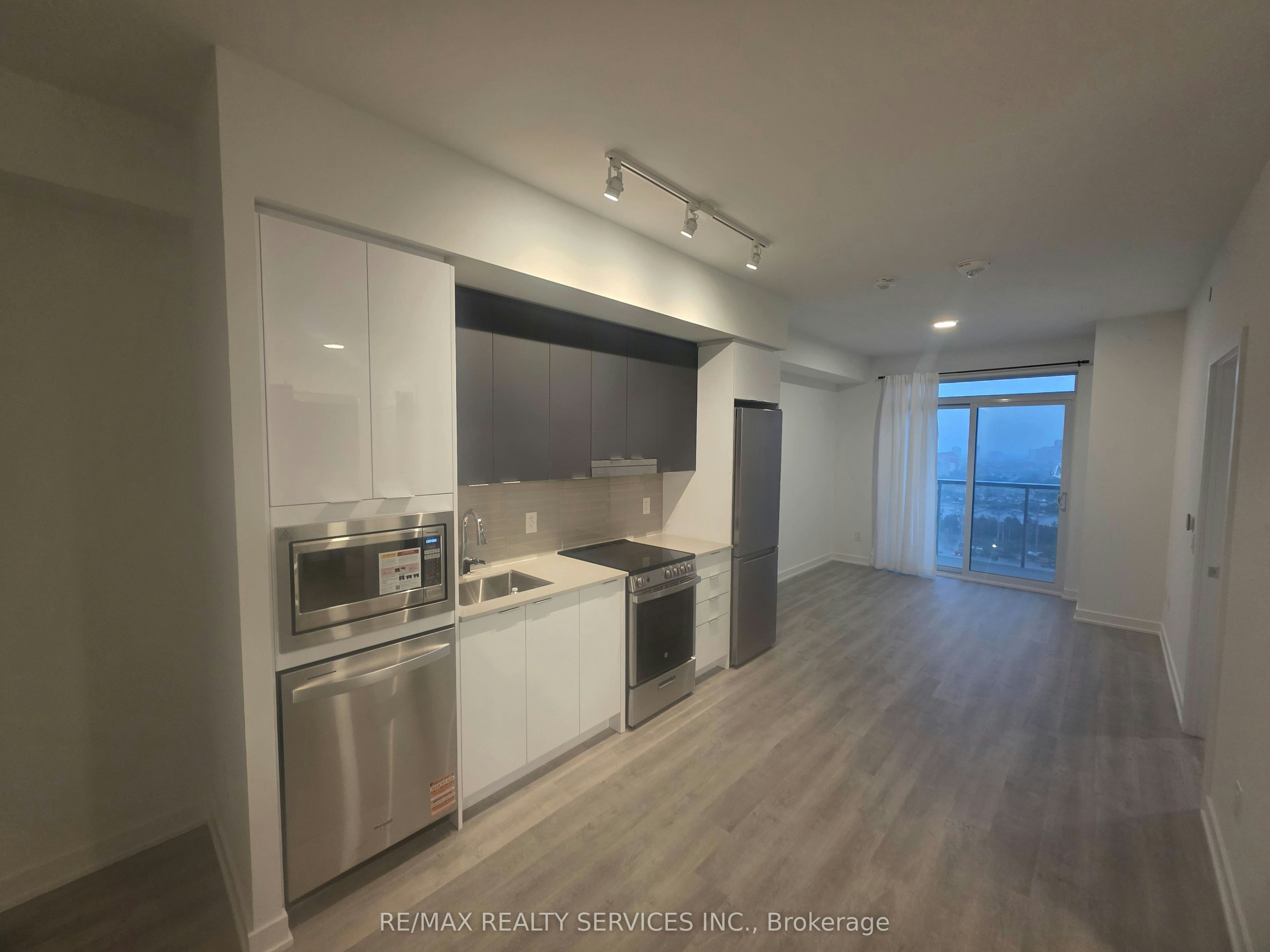 1504-5105 Hurontario Street, Mississauga, ON, L4Z 3X7 - 7
