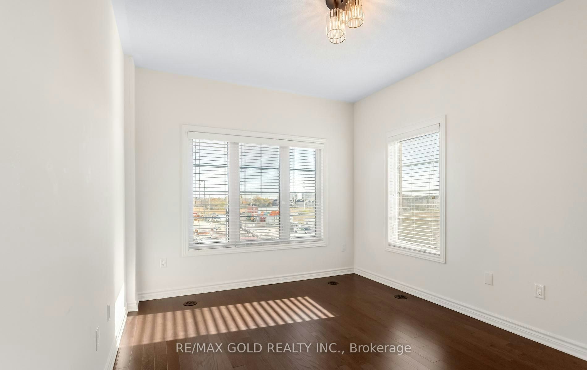 1260 Restivo Lane, Milton, ON, L9E 1J9 - 39