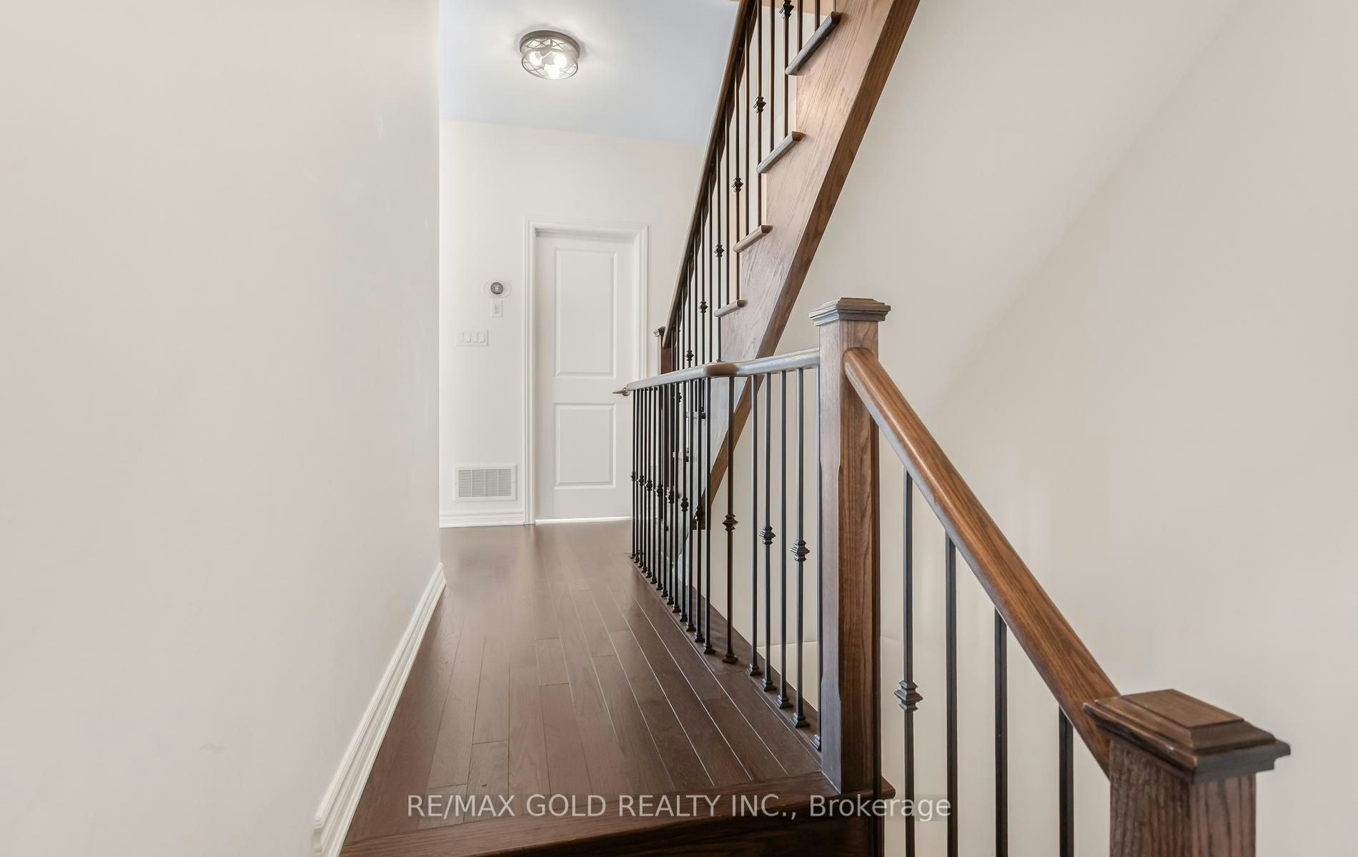 1260 Restivo Lane, Milton, ON, L9E 1J9 - 16