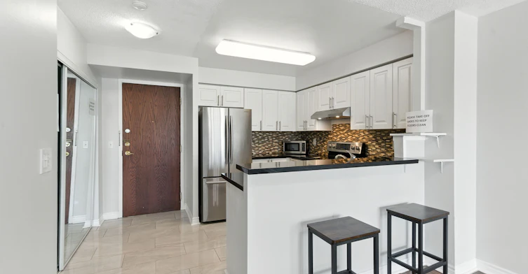 607-2585 Erin Centre Boulevard, Mississauga, ON, L5M 6Z7 - 6
