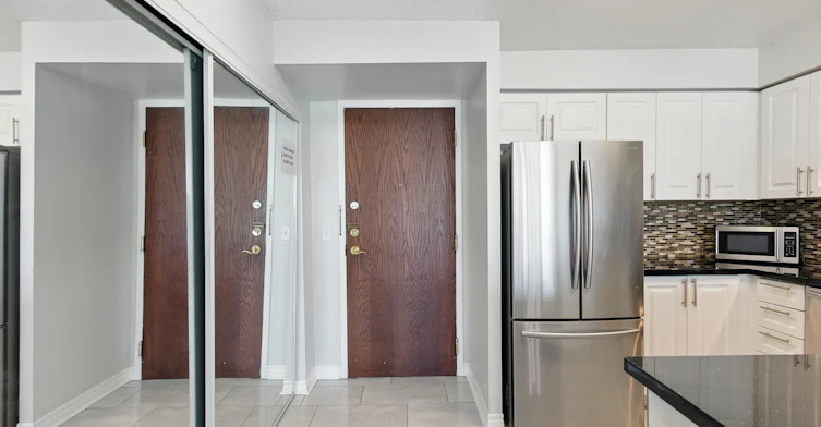 607-2585 Erin Centre Boulevard, Mississauga, ON, L5M 6Z7 - 5