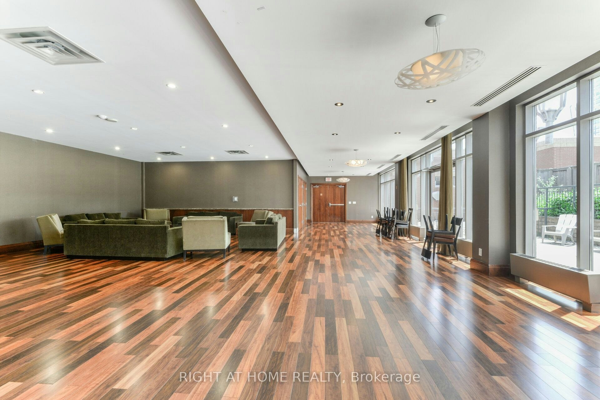 2109-4090 Living Arts Drive, Mississauga, ON, L5B 4M8 - 26
