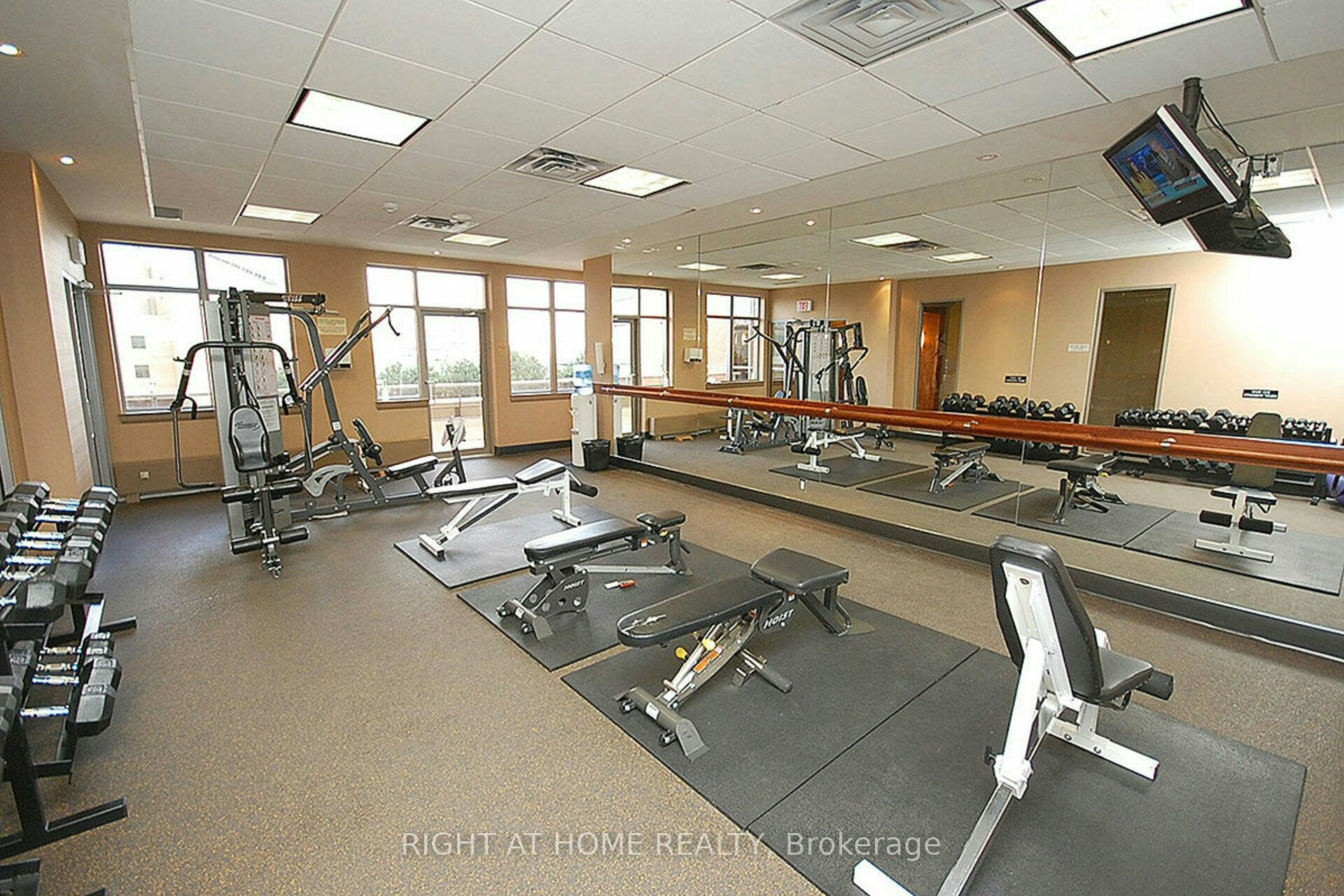 2109-4090 Living Arts Drive, Mississauga, ON, L5B 4M8 - 24