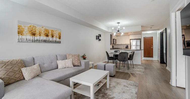 2109-4090 Living Arts Drive, Mississauga, ON, L5B 4M8 - 2