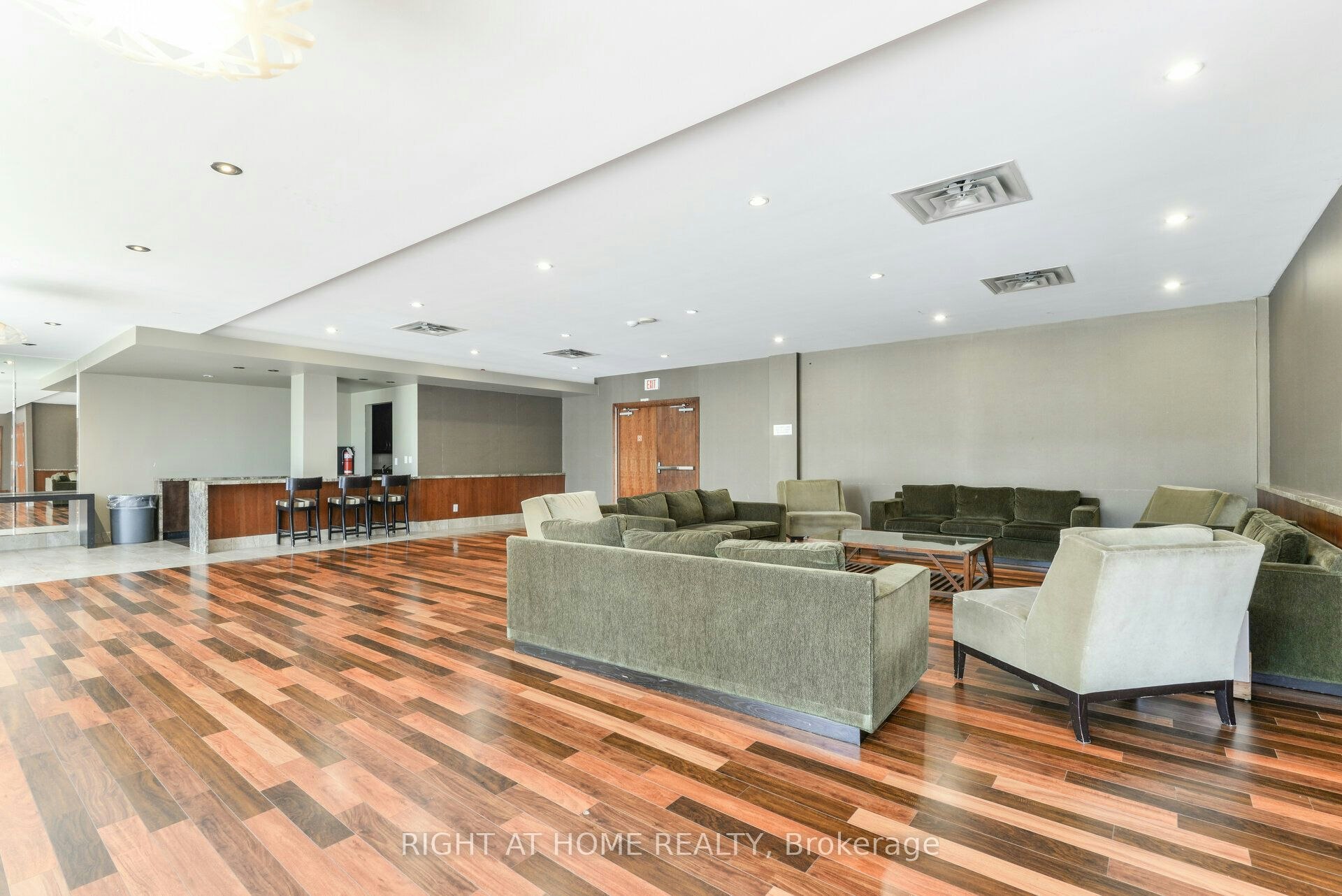 2109-4090 Living Arts Drive, Mississauga, ON, L5B 4M8 - 29