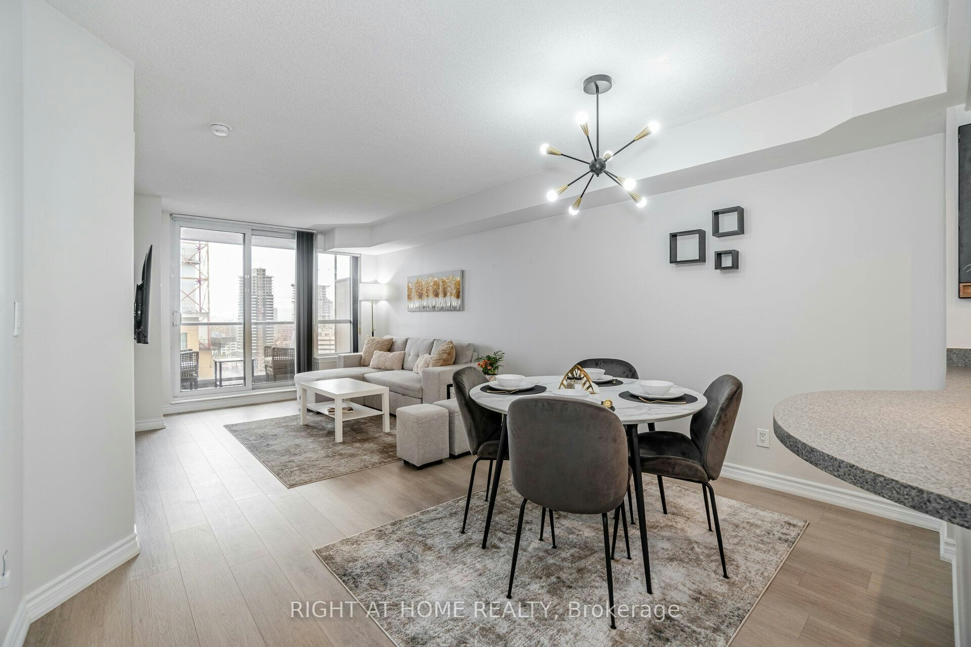 2109-4090 Living Arts Drive, Mississauga, ON, L5B 4M8 - 22