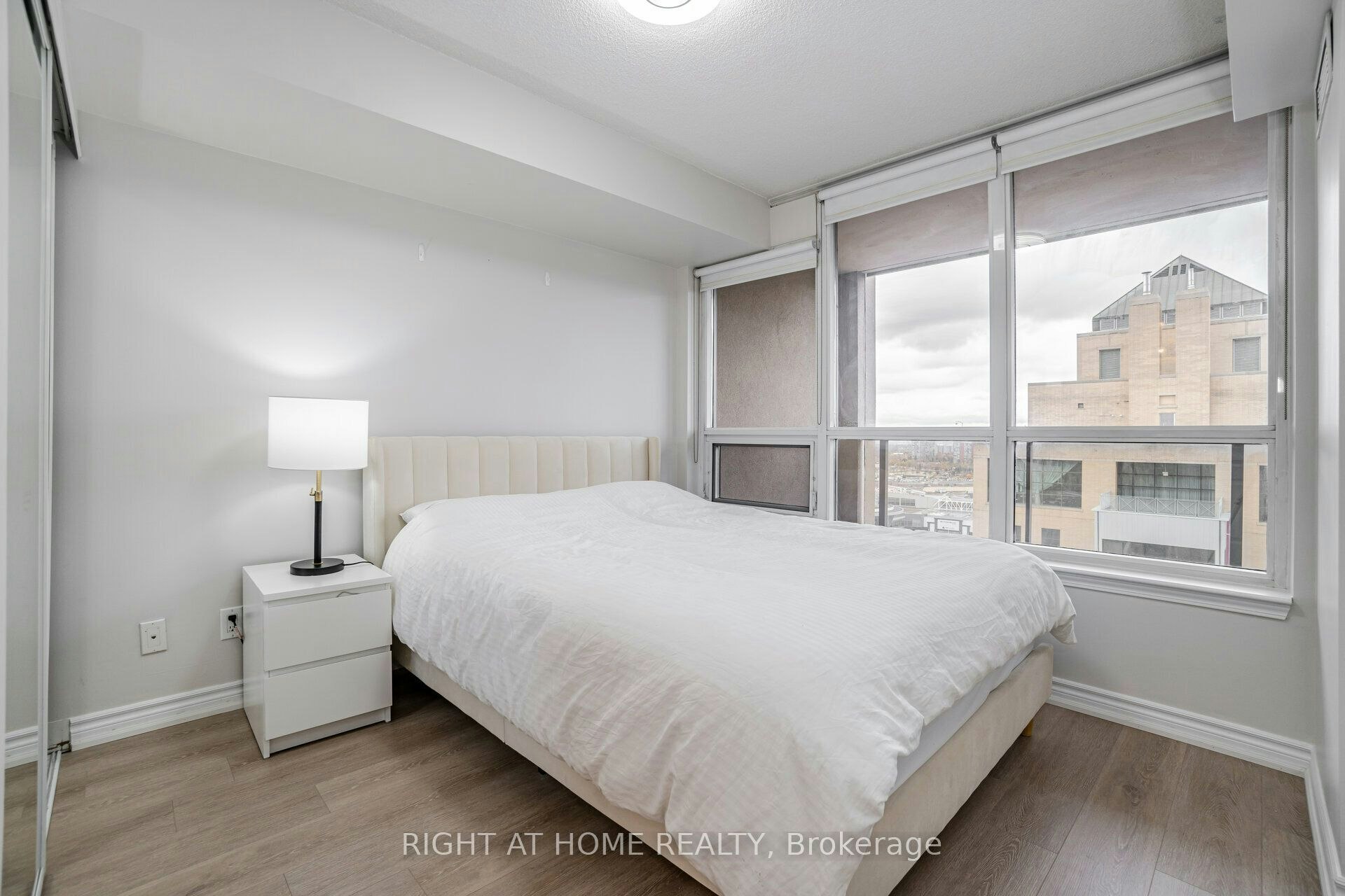2109-4090 Living Arts Drive, Mississauga, ON, L5B 4M8 - 15