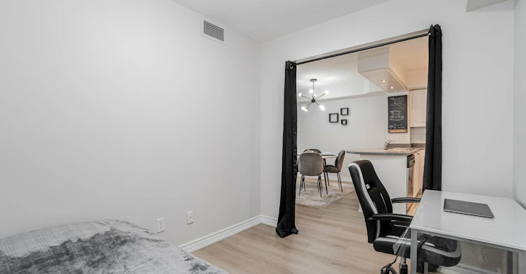 2109-4090 Living Arts Drive, Mississauga, ON, L5B 4M8 - 20