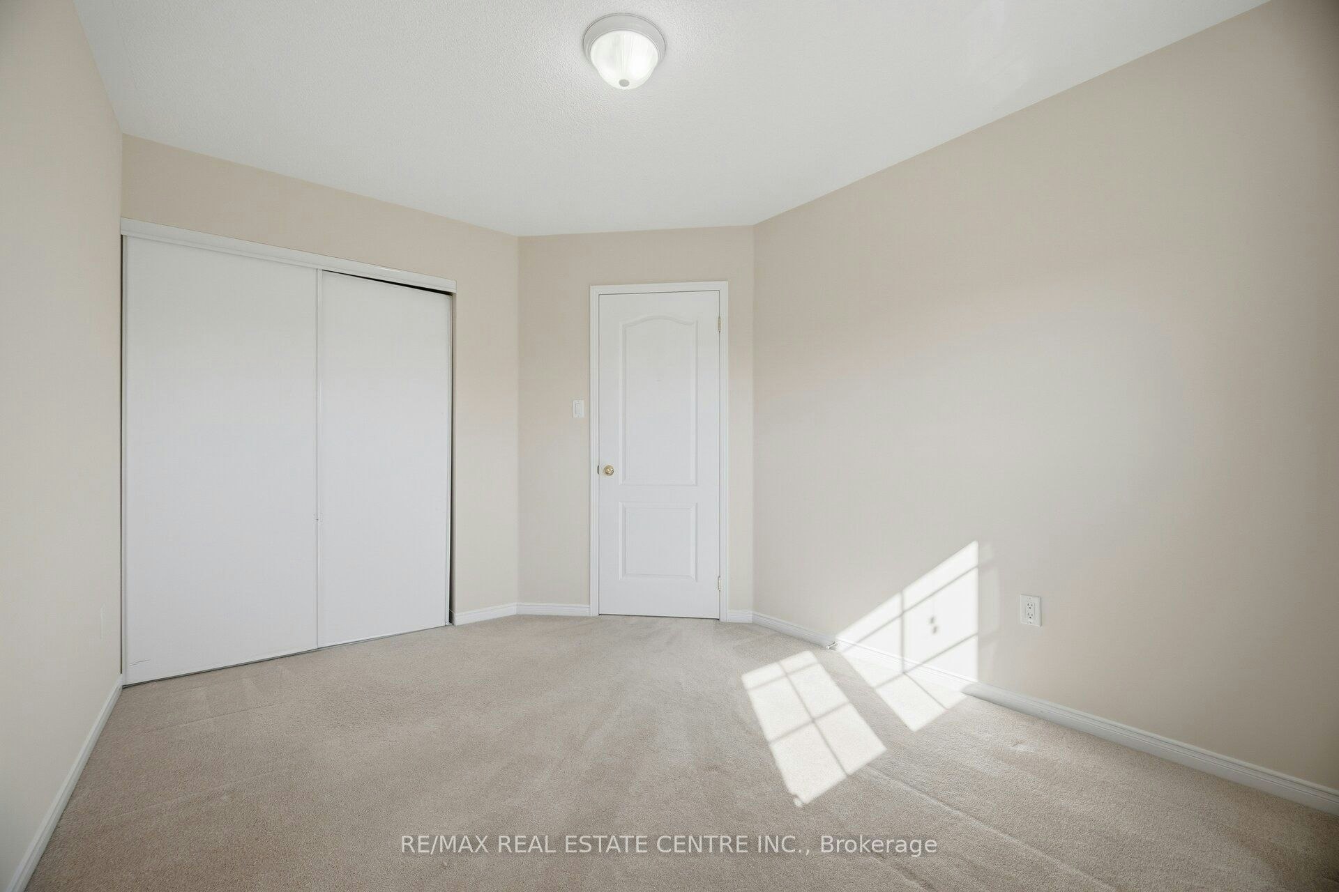 1323 Menefy Place, Milton, ON, L9T 7E2 - 40
