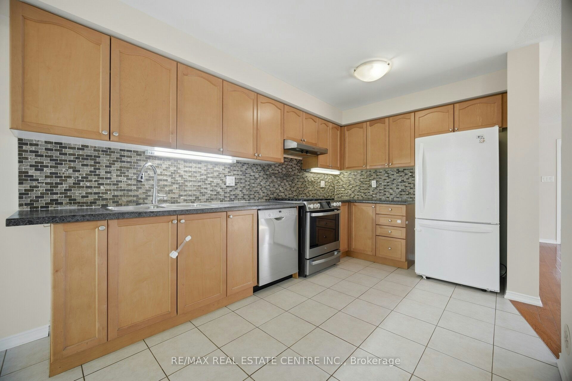 1323 Menefy Place, Milton, ON, L9T 7E2 - 22