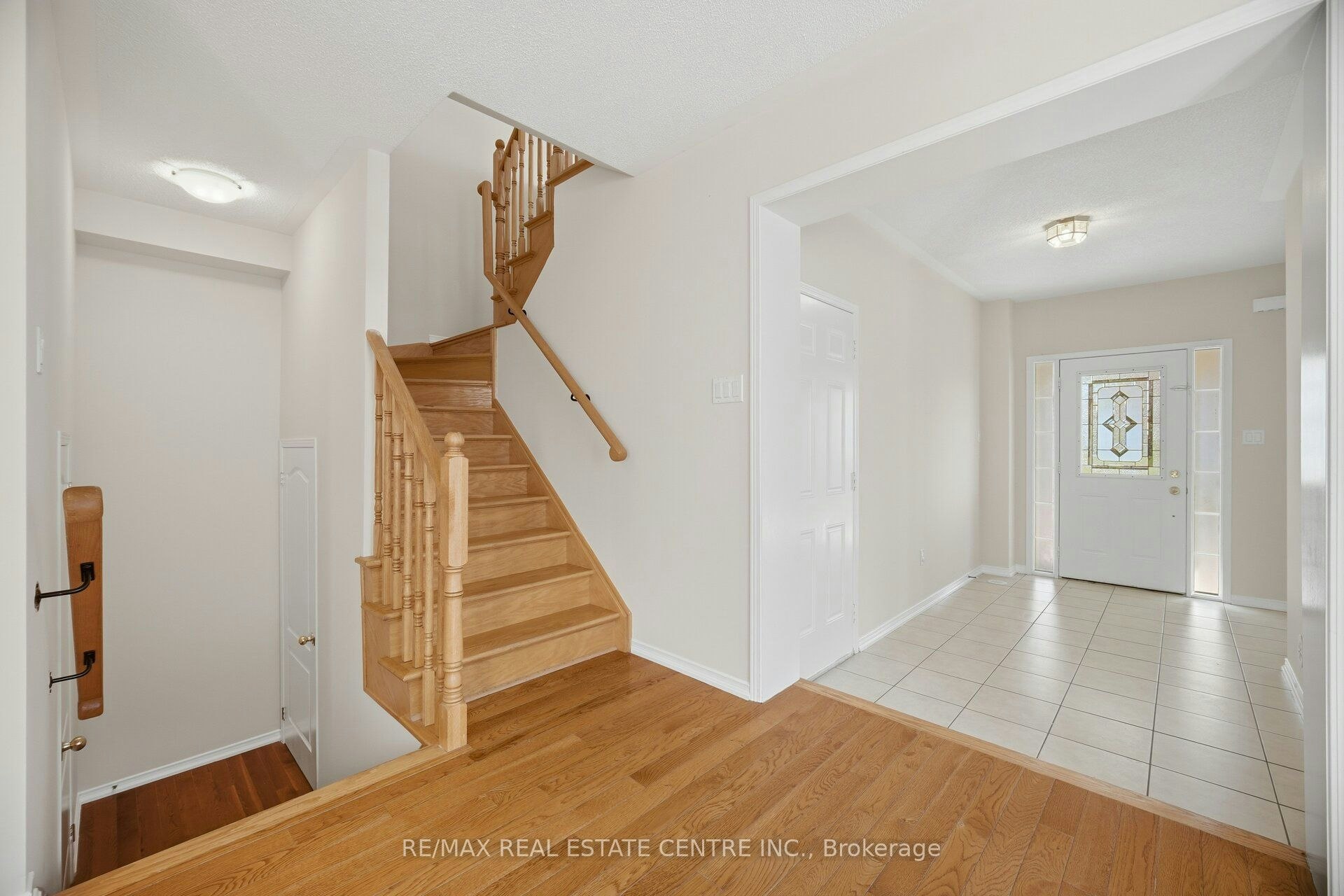 1323 Menefy Place, Milton, ON, L9T 7E2 - 44