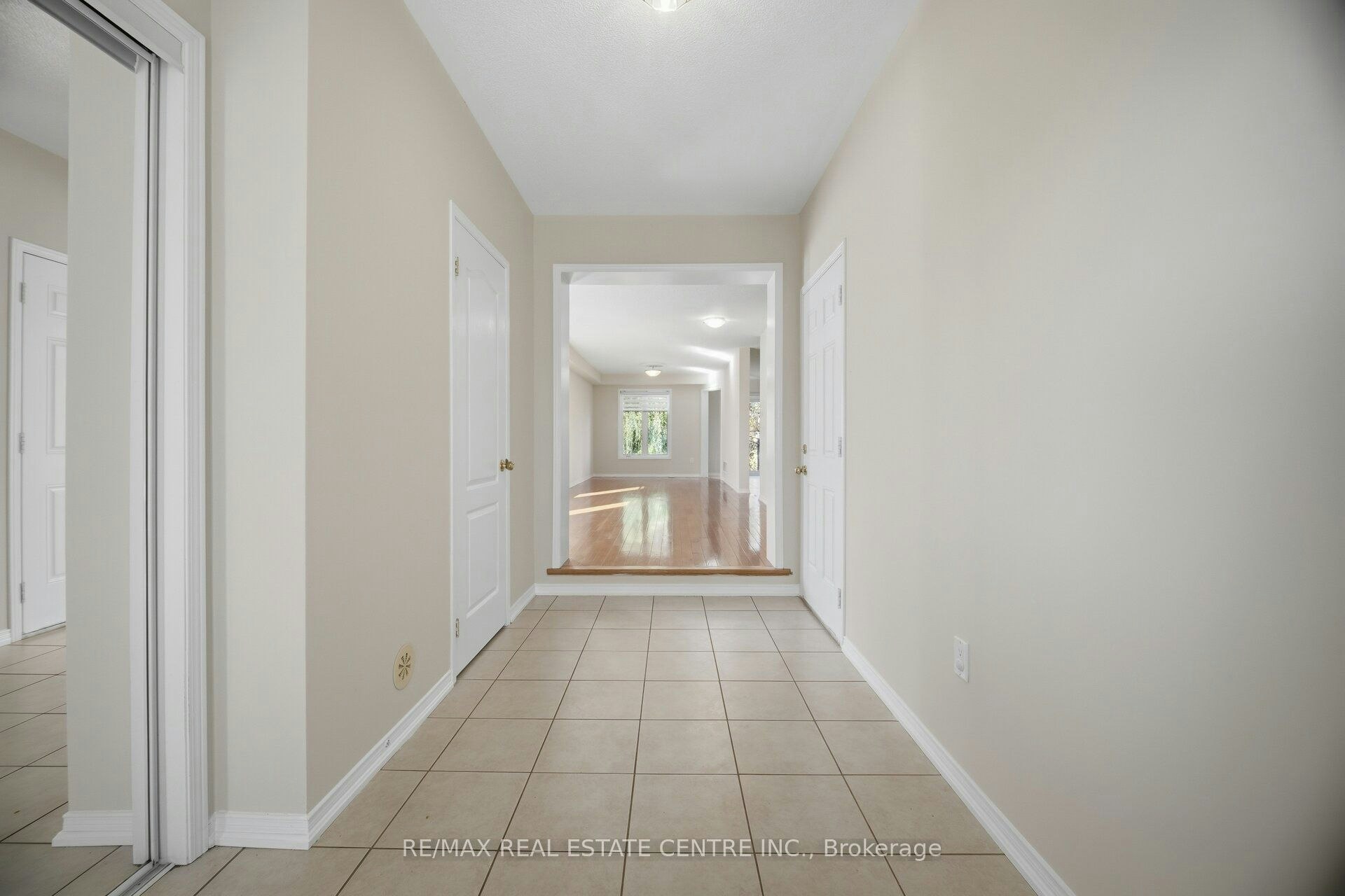 1323 Menefy Place, Milton, ON, L9T 7E2 - 9