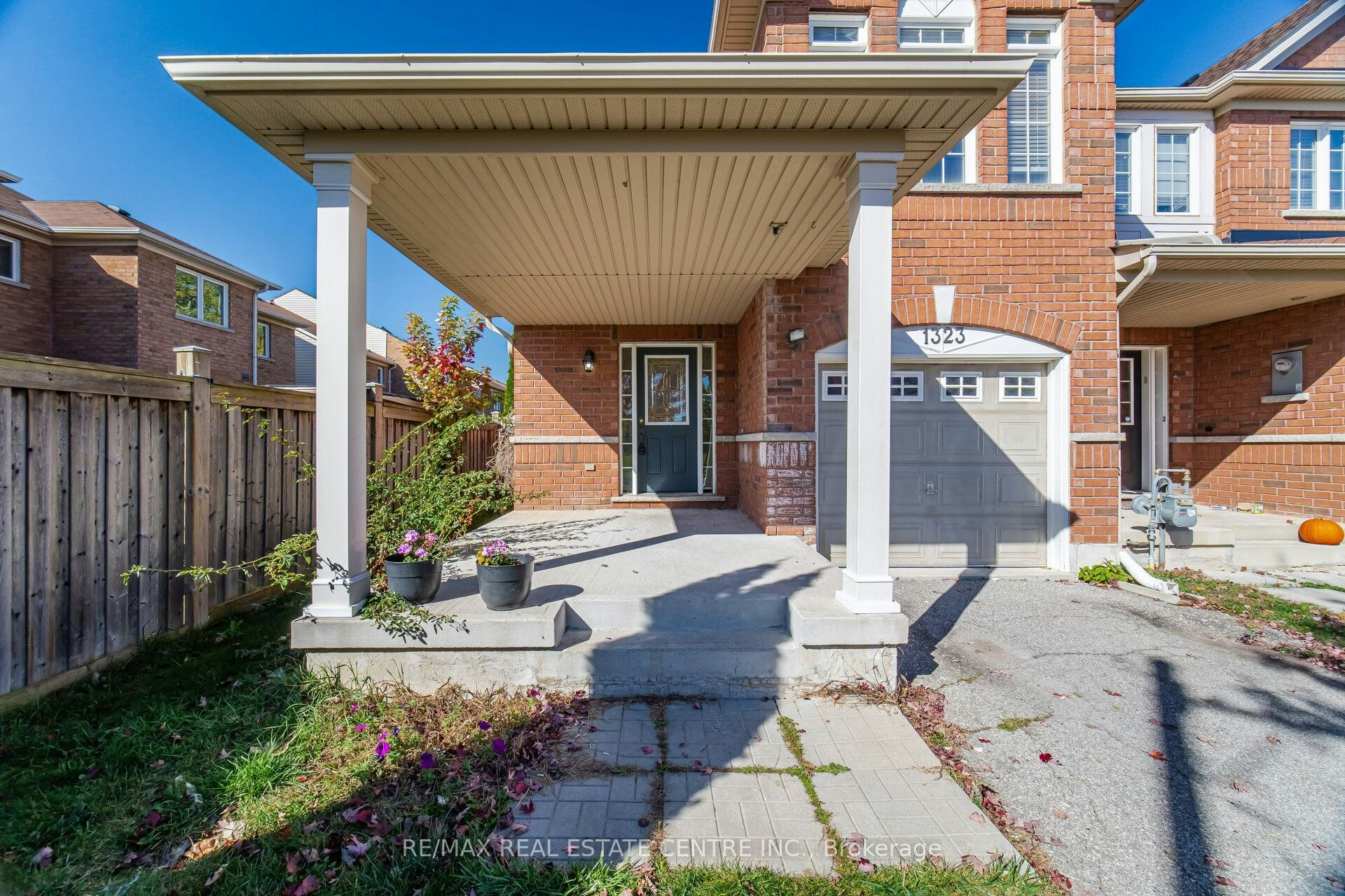 1323 Menefy Place, Milton, ON, L9T 7E2 - 4