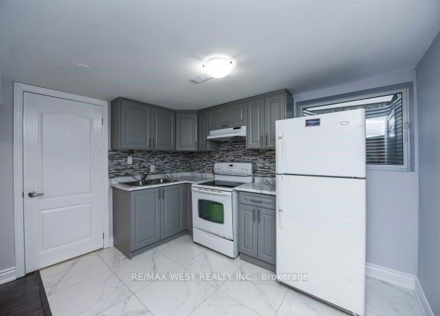 Bsmt-12 Duke Road, Brampton, ON, L6T 3J9 - 4
