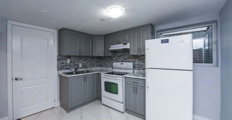 Bsmt-12 Duke Road, Brampton, ON, L6T 3J9 - 4