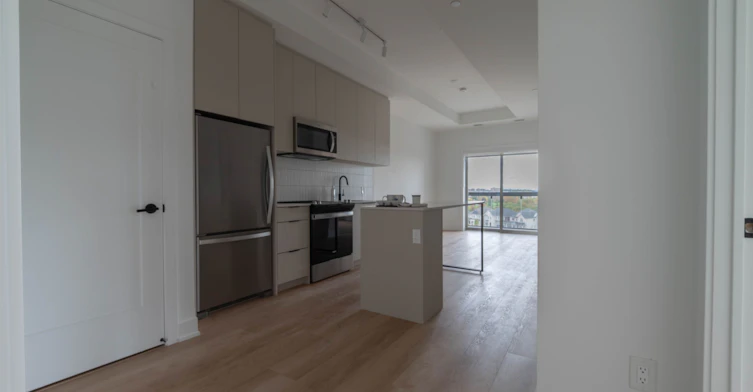 707-3008 William Cutmore Boulevard, Oakville, ON, L6H 8A4 - 3