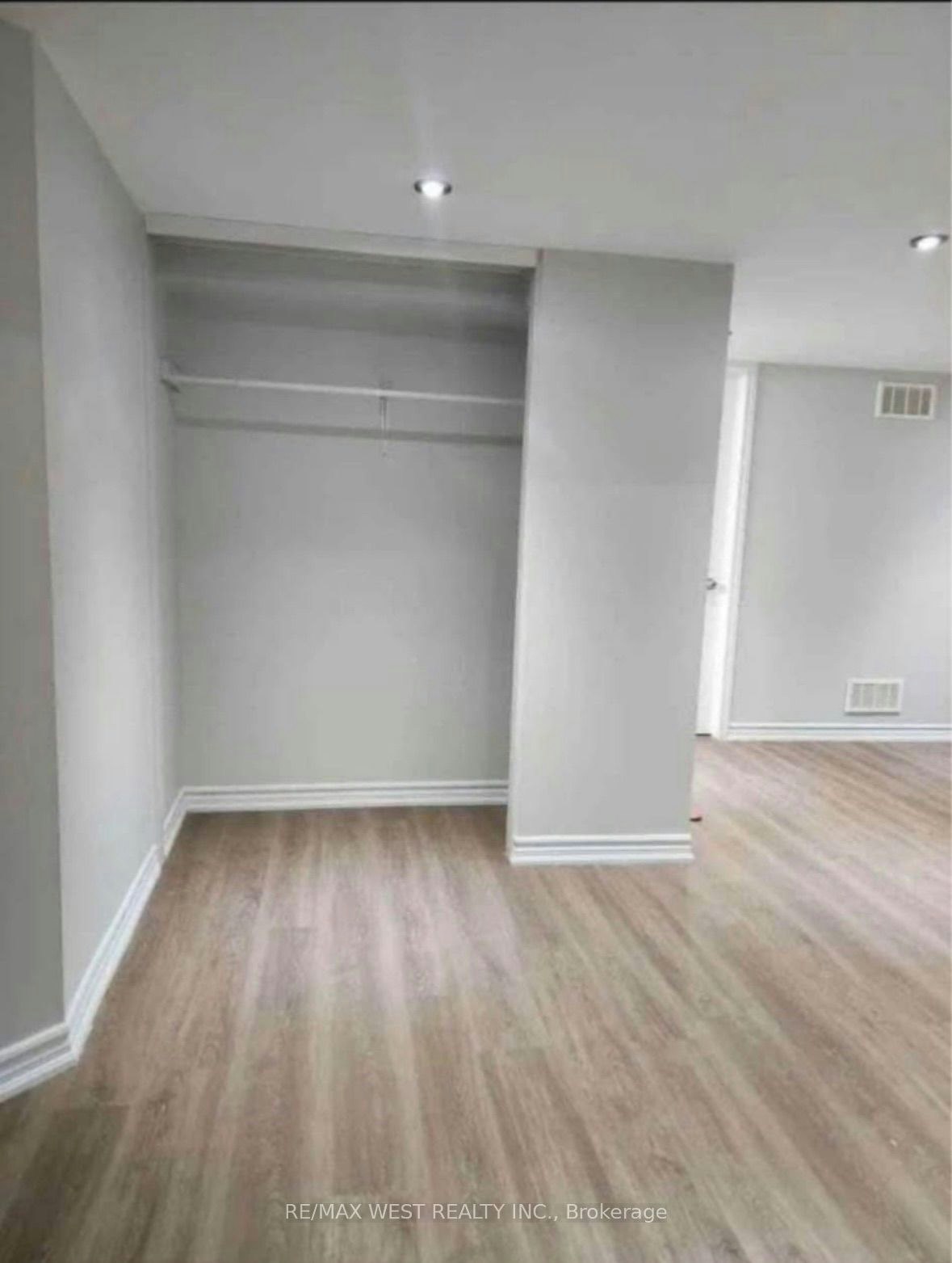 98 Yellow Avens Boulevard, Brampton, ON, L6R 0T1 - 4