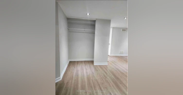 98 Yellow Avens Boulevard, Brampton, ON, L6R 0T1 - 4