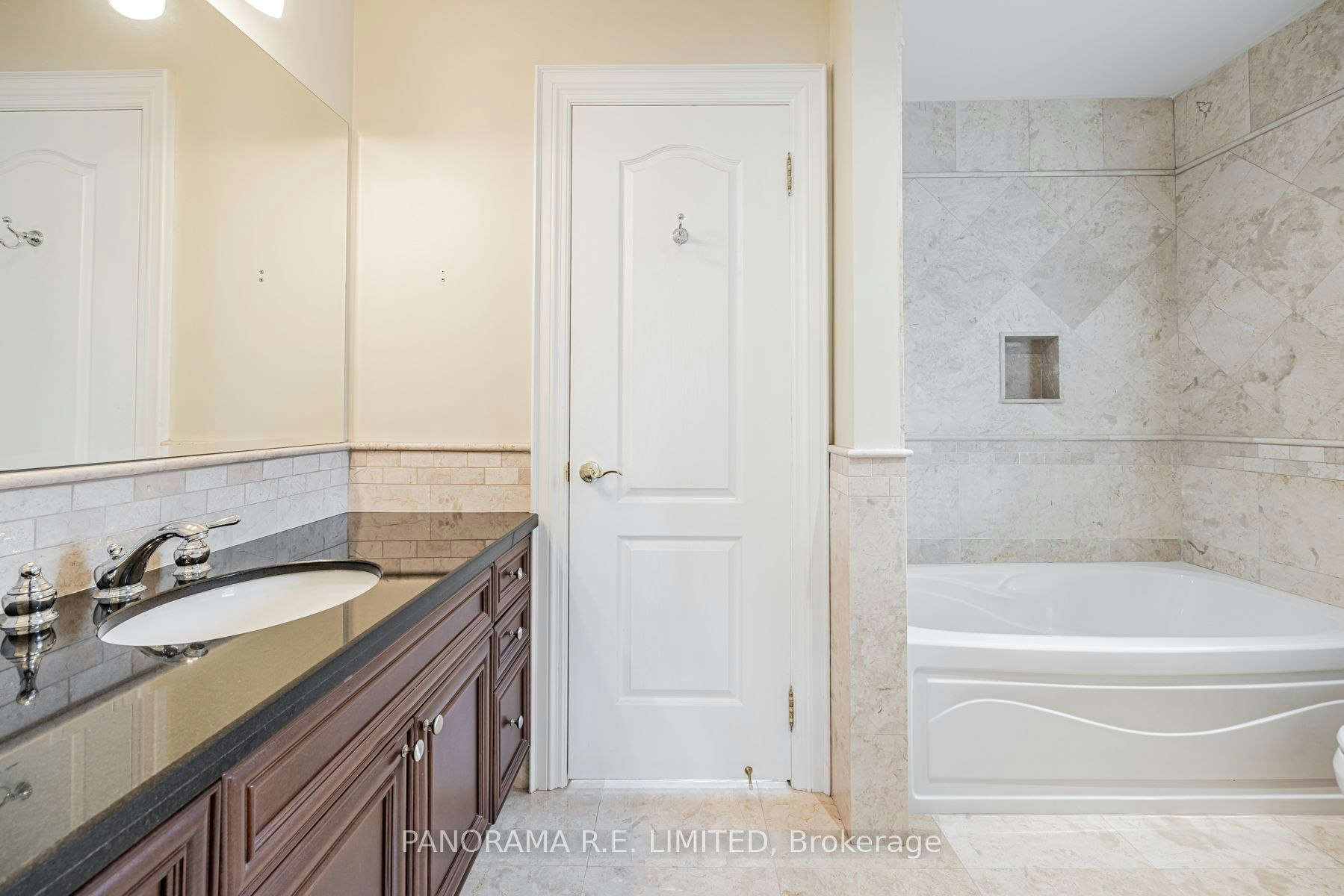 51 Mattice Avenue, Toronto, ON, M9B 1T1 - 21