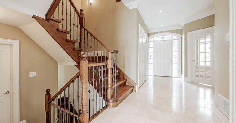 51 Mattice Avenue, Toronto, ON, M9B 1T1 - 3