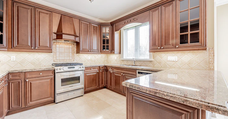 51 Mattice Avenue, Toronto, ON, M9B 1T1 - 7