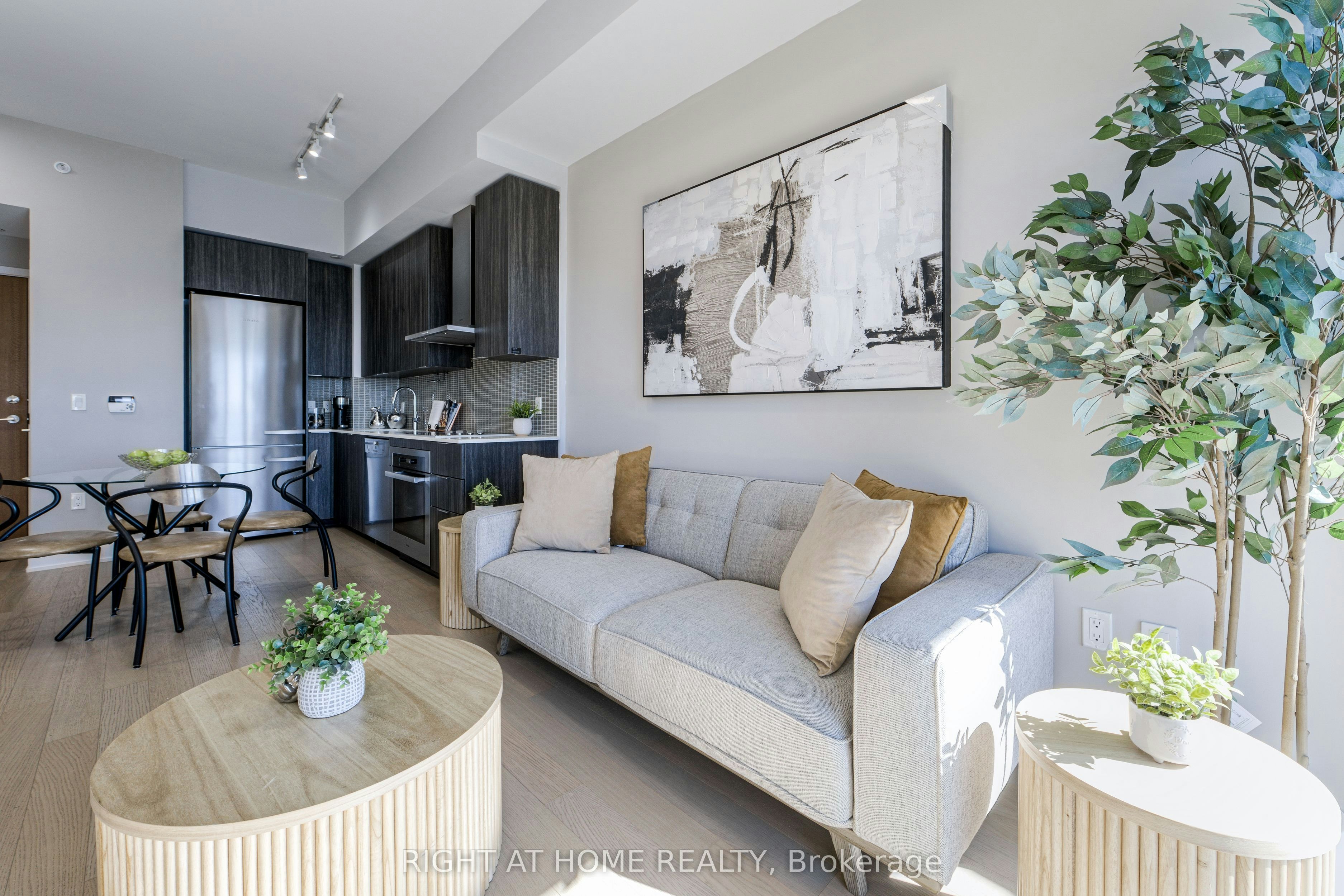 6108-30 Shore Breeze Drive, Toronto, ON, M8V 0J1 - 4