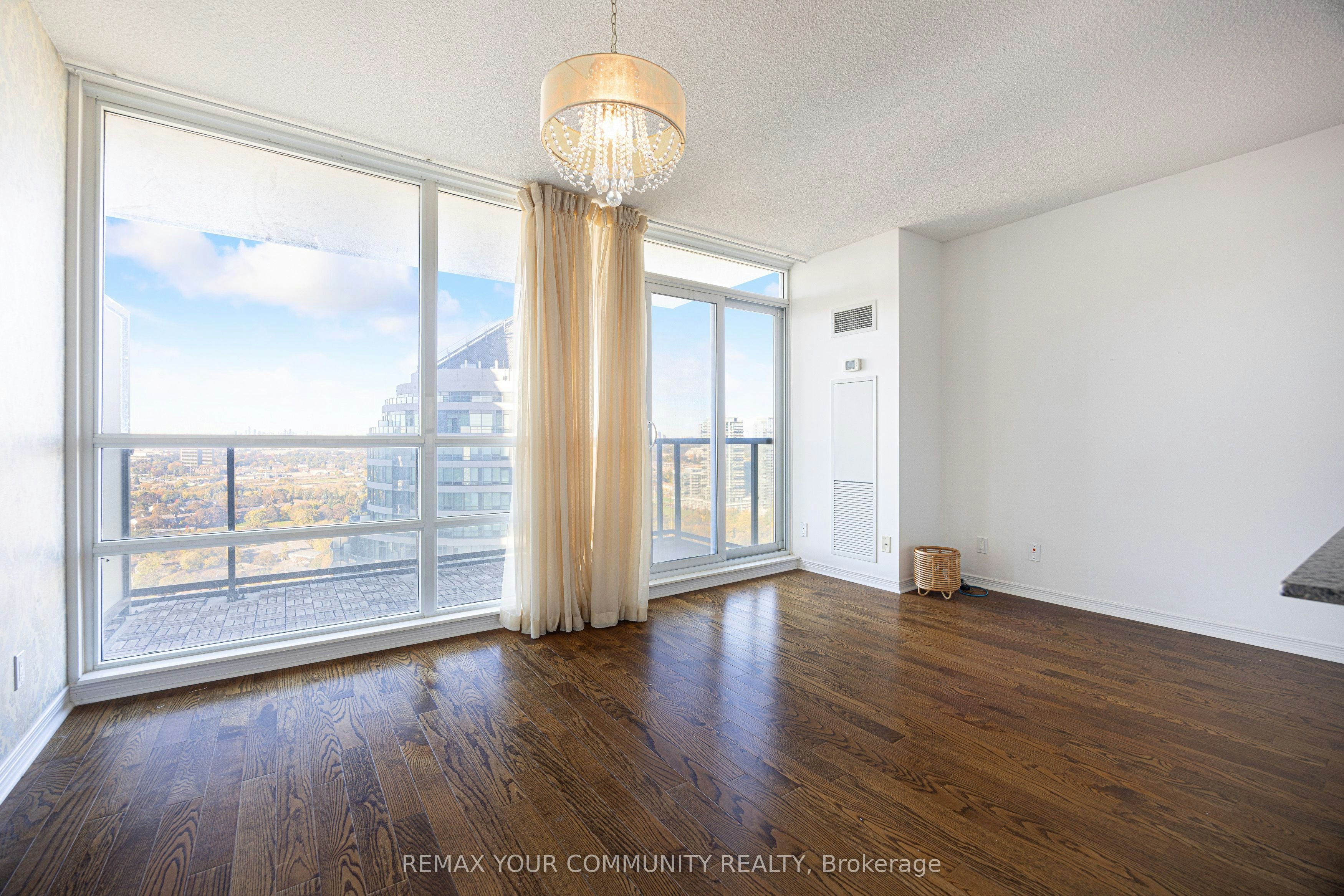 2803-2230 Lake Shore Boulevard W, Toronto, ON, M8V 0B2 - 6