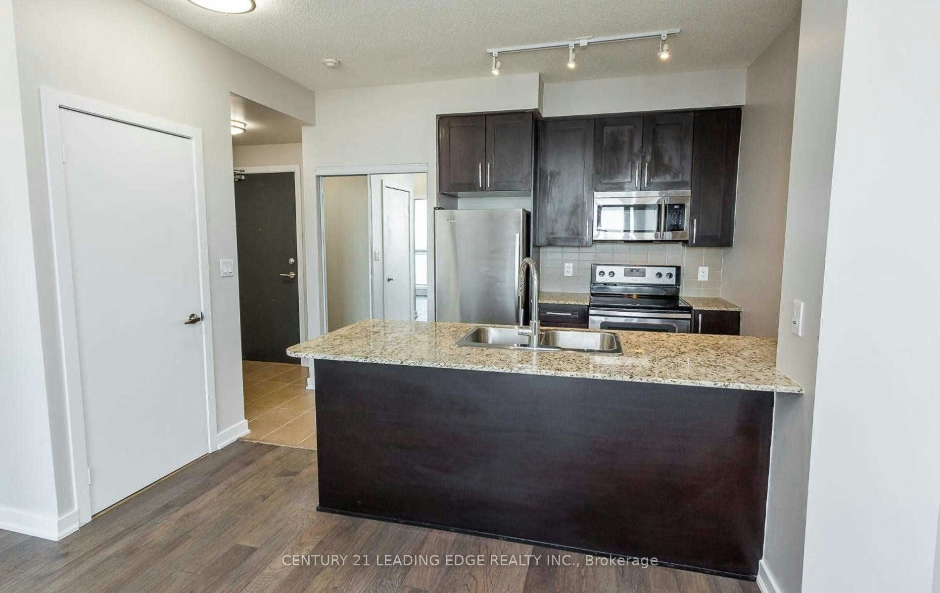 4001-4070 Confederation Parkway, Mississauga, ON, L5B 0E9 - 4