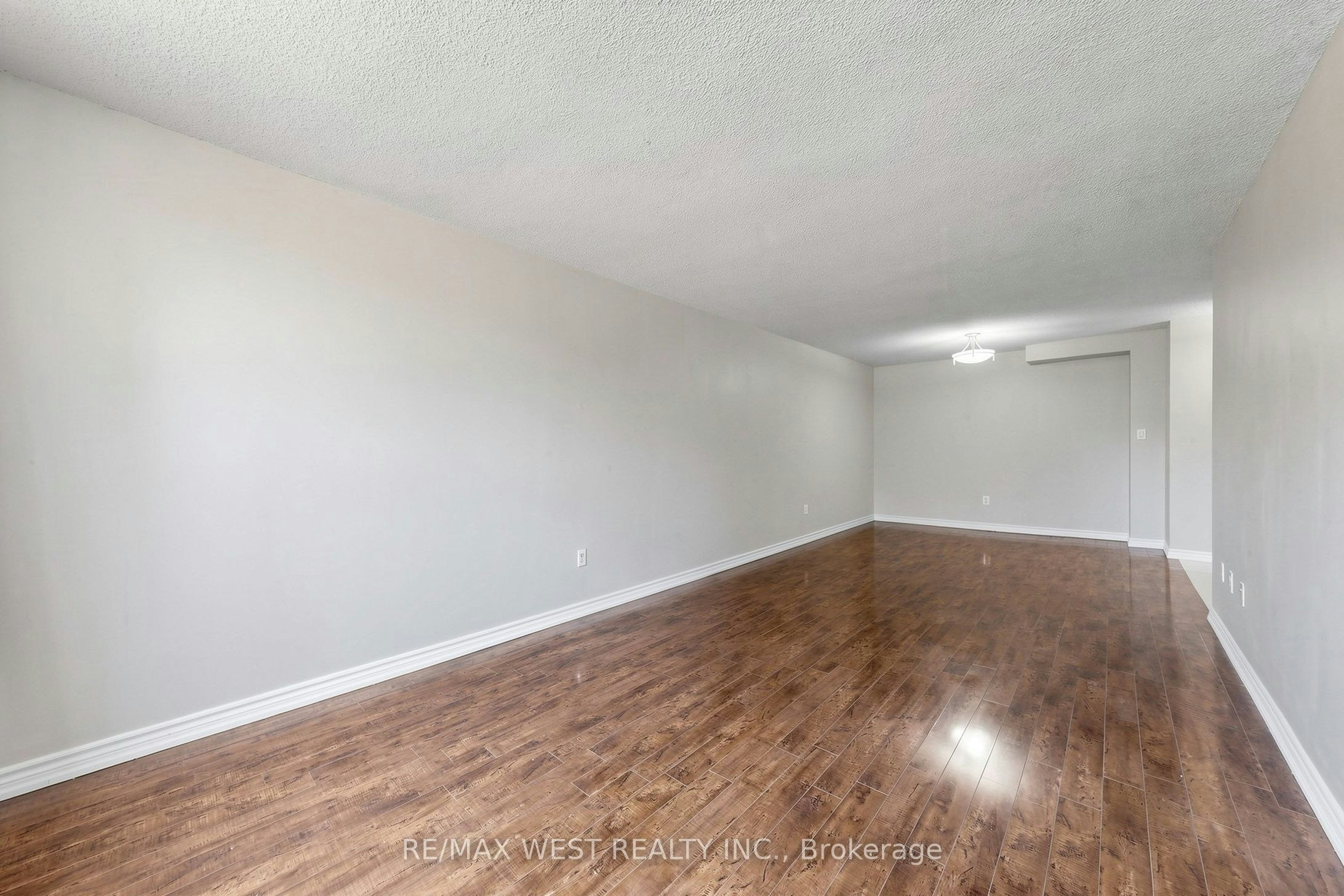 102-370 Dixon Road, Toronto, ON, M9R 1T2 - 12